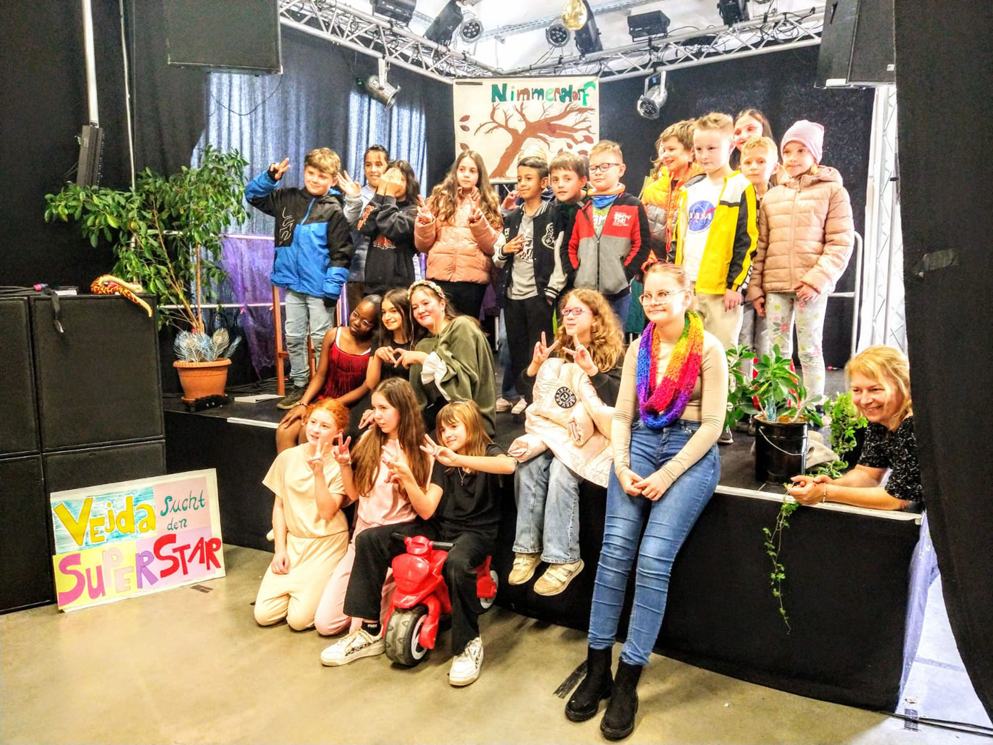 DU_Die-Hochzeit-der-Vielen_01